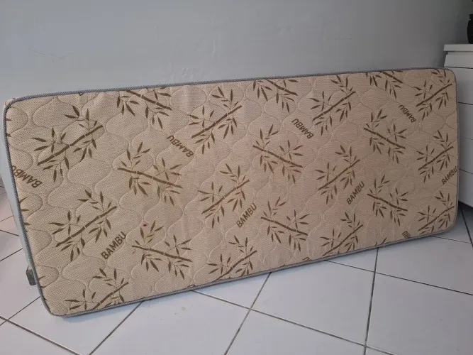 Colchão Solteiro D33 | Conservado