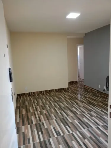 Apartamento com 2 dormitórios à venda, 49 m² por R$ 130.000,00 - Residencial Takanos - Cam