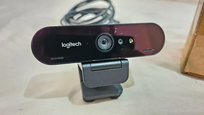 Webacam UHD 4k Logitech Brio Usada