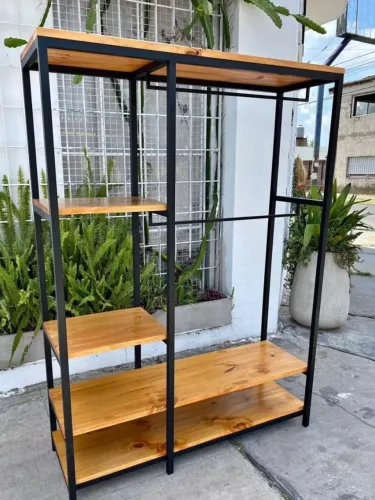 CLOSET INDUSTRIAL