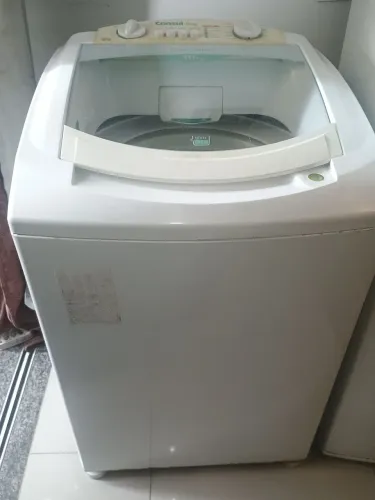 VENDO MÁQUINA DE LAVAR 10 KG USADA FUNCIONANDO OK MARCAS DE USO EM BOM ESTADO