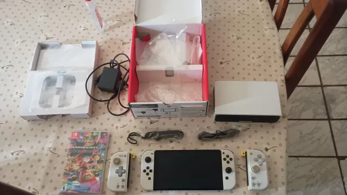 Nintendo switch Oled + Mário kart 8