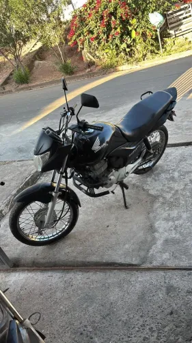 Vendo Moto Titan 150
