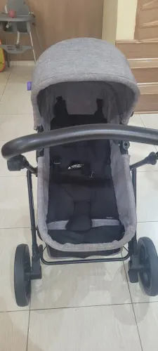 Carrinho e bebê conforto - Cosco