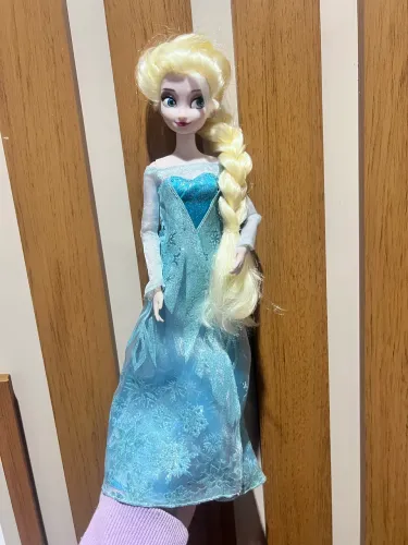 Boneca Elsa Frozen 1 Disney Store
