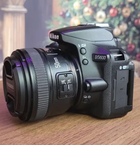 Nikon D5600 DSLR DX