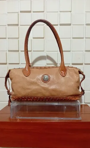 BOLSA EM COURO NATURAL MARCO AURÉLIO