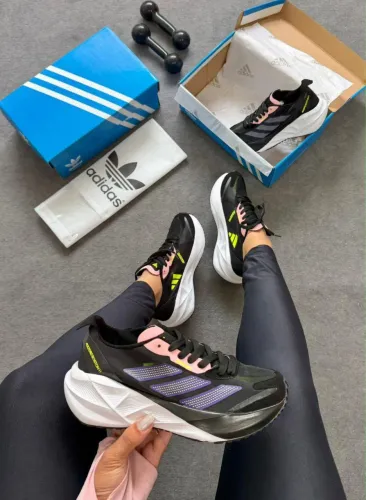 Tênis adizero Boston 11