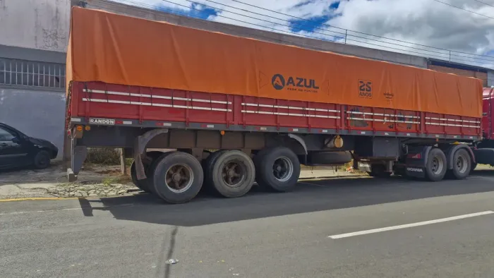 Carreta Graneleira Randon LS