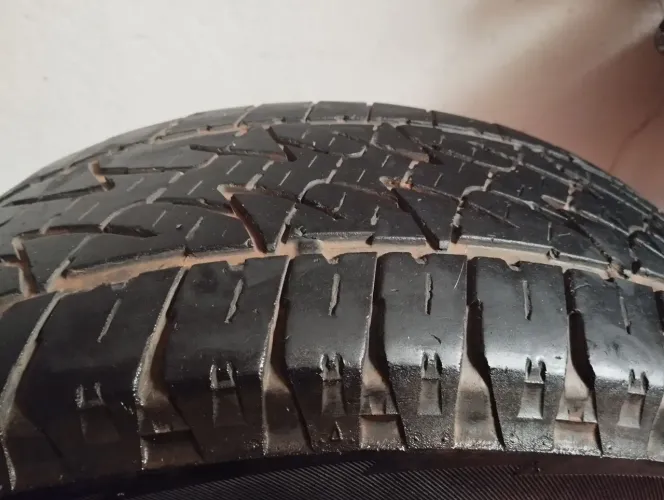 4 Pneus 215/60 r16 Dunlop