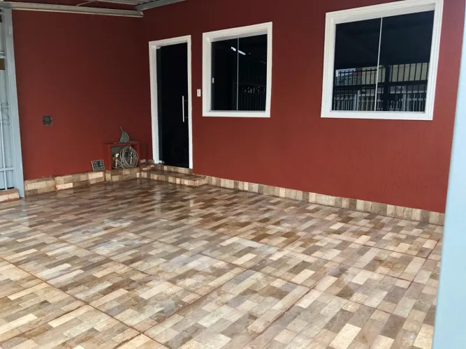 Alugo casa em Taguatinga Norte 