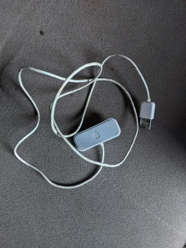 Cabo Dock Carregador Original Apple iPod Shuffle 2ª Geração - USB
