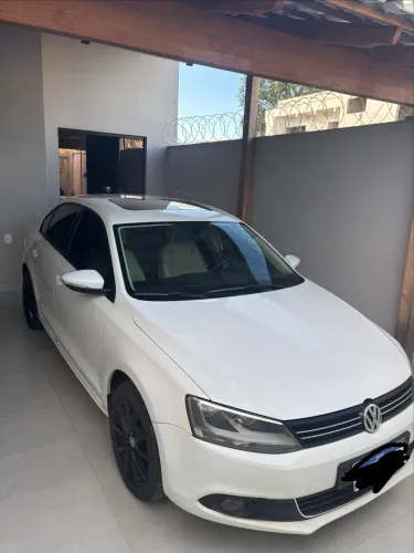 Volkswagen Jetta Comfortline 2.0 T.flex 8V 4P Tipt. 2013