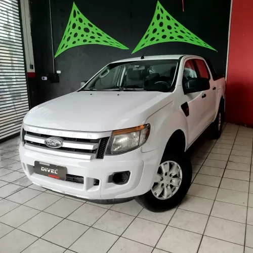 Ford Ranger XLS 2.5 16V 4X2 CD Flex 2014
