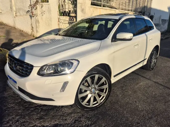 Volvo XC 60 T-5 Inscription 2.0 245 CV FWD 5P 2017