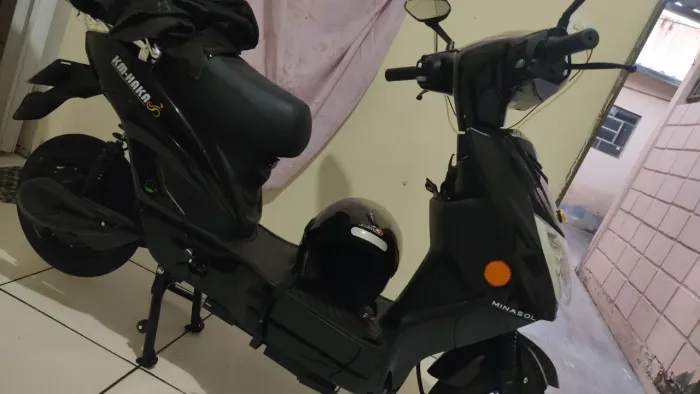 Moto elétrica.
