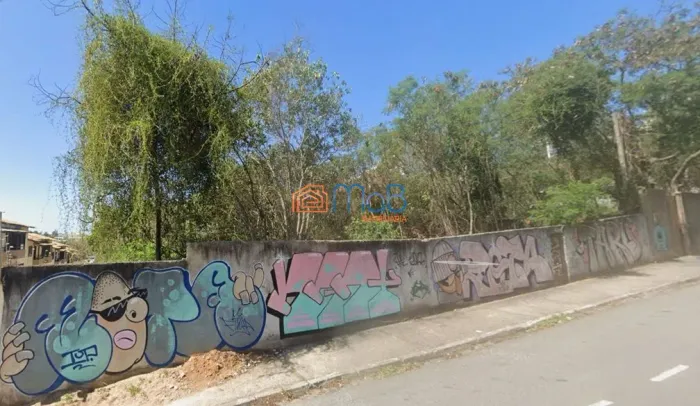 Terreno 1.086m² no Bairro da Glória