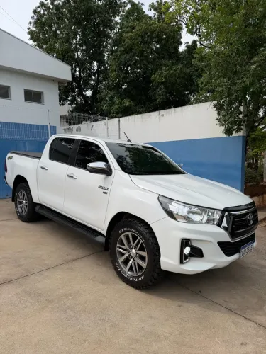Toyota Hilux CD SRV 4X4 2.7 Flex 16V Aut. 2020
