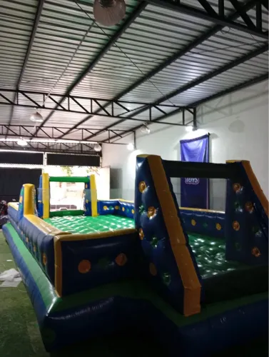 FUTEBOL DE SABAO INFLÁVEL 10x5