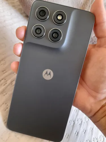 Vendo celular moto G47 novo