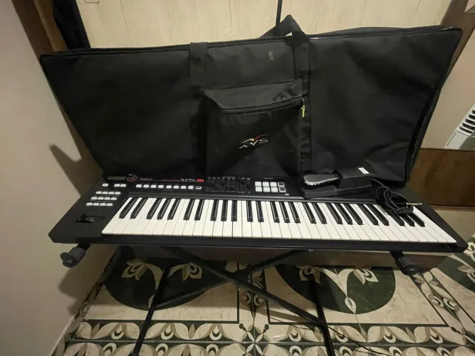 TECLADO ROLAND XPS-10 (INCLUI BAG, ESTANTE, E PEDAL DE SUSTAIN)