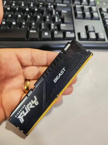 Memória Kingston DDR5 16gb Fury 5200mhz Beast