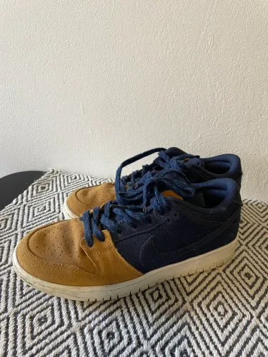 Nike SB Dunk Low