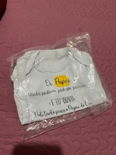 Vendo macacão Zinho de criança para mãe surpreender o seu companheiro