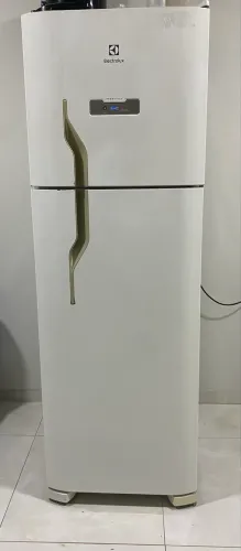 Geladeira Eletrolux Frost Free