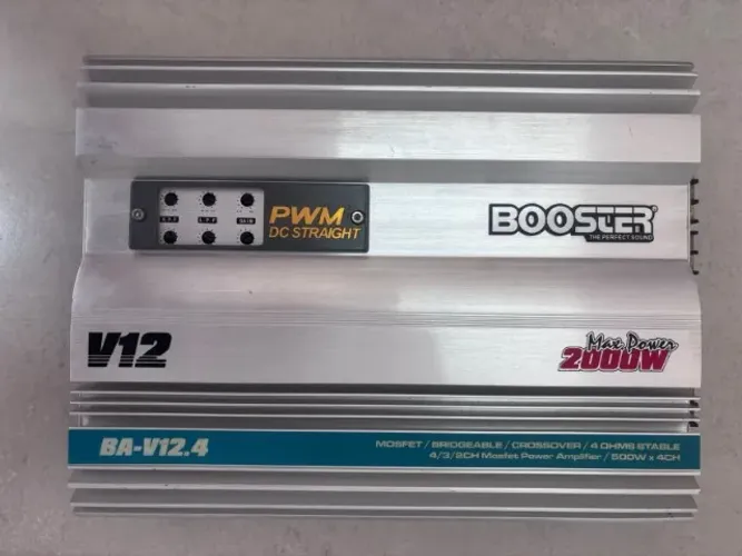 Amplificador Booster / Roadstar RS-V12 2000W - 4 Canais