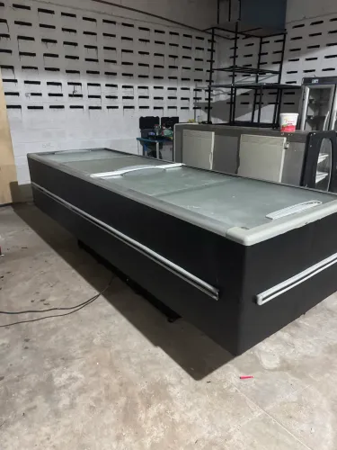 Ilha Fricom 3 m adesivada preto o modelo grande