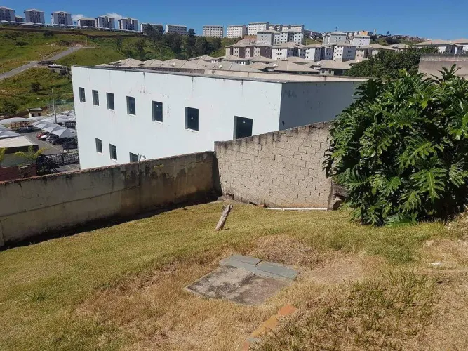 OPORTUNIDADE PARA INVESTIDORES/CONSTRUTORES