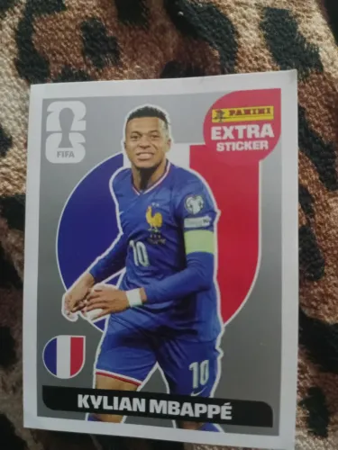 Figurinha prateada do Kylian Mbappé