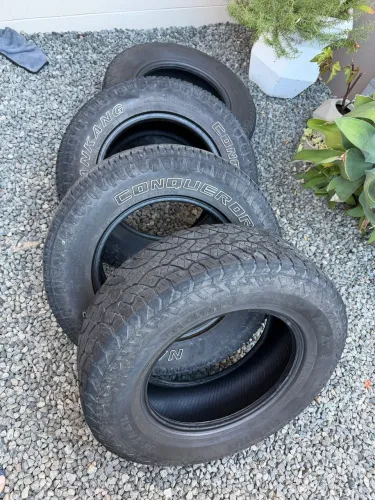 Pneus 265 65 r17