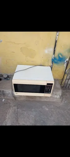 Microondas LG em ótimo Estado funcionando perfeitamente.