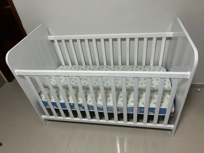 Berço com colchão