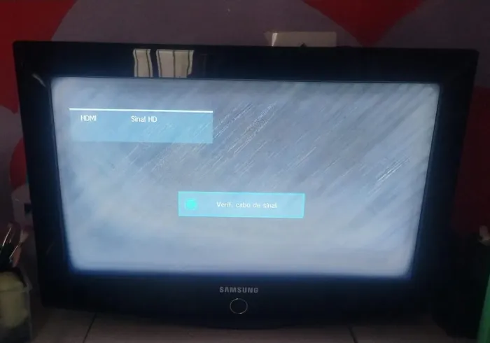 Vendo televisão 