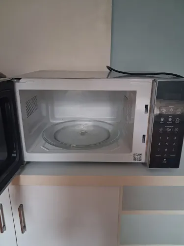Micro-ondas Mondial 21 Litros Espelhado 220V - Funcionando Perfeitamente