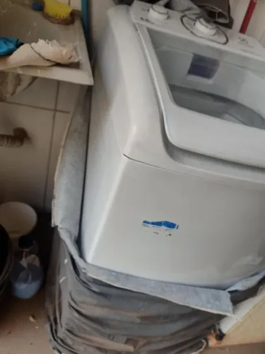Vendo máquina de lavar faz tudo 8,5 kg