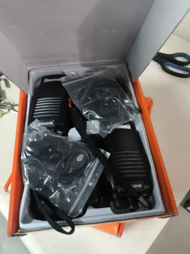 2 kits de Rádio comunicador BF777s