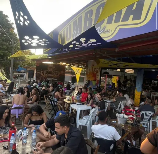 Vendo bar completo funcionando