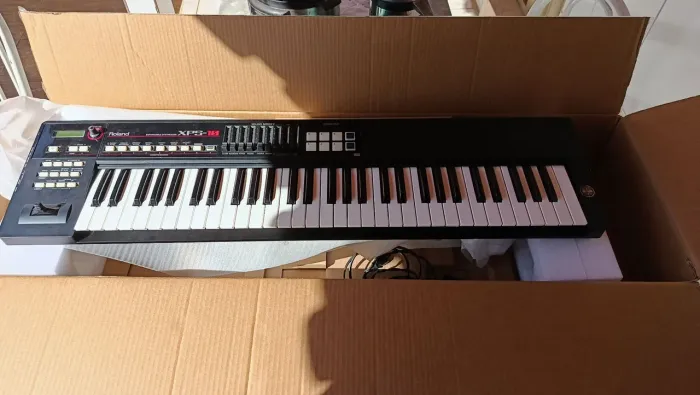 Teclado Roland XPS-10