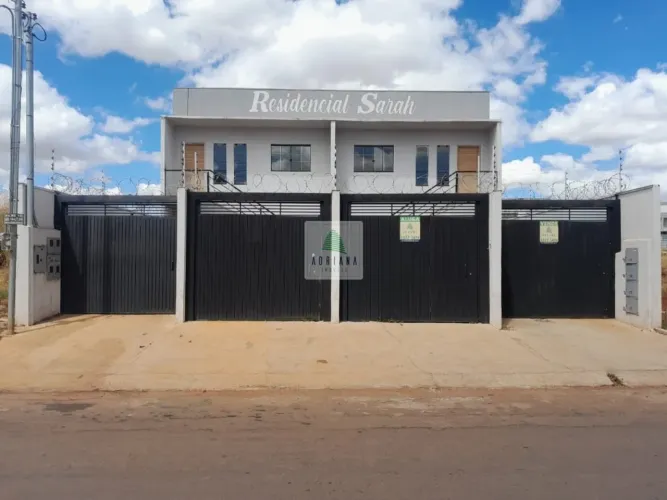 Aluguel Casa Sobreposta Ótima Localização 2 Quartos sendo 1 Su&