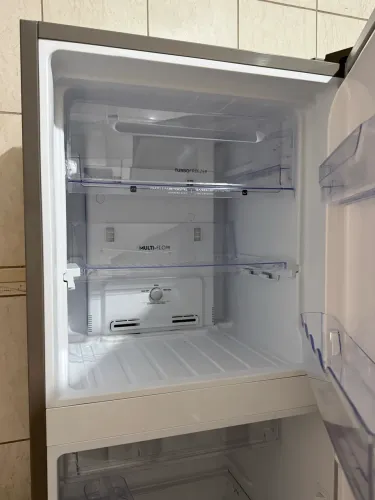 Geladeira Electrolux Frost Free Inox