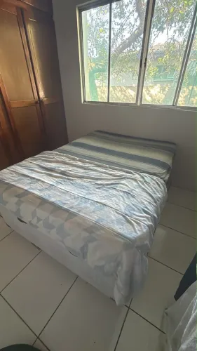 Cama baú com colchão de casal