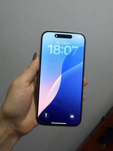 iPhone 15 90% saúde bateria seminovo