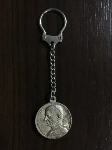Antigo Chaveiro Italiano Metálico Sumo Pontífice Papa Paulo VI Década de 60 70 Nunca Usado