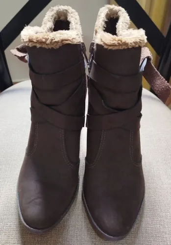 Bota marrom cano médio salto bloco Mississipi tamanho 34