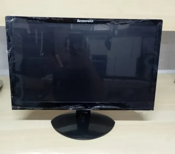 Monitor Lenovo 18.5" LED DVI / VGA 