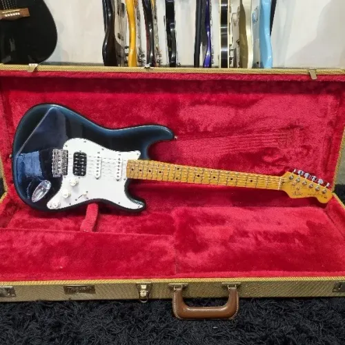 Guitarra Fender Brazil Squier Series Upgrades Case Tweed (Musicalvo)